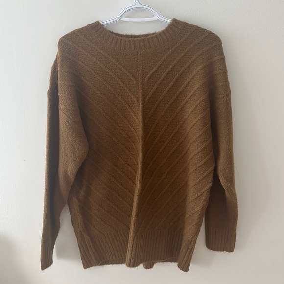 Oversized sweater in size XS. Very soft and comfortable - Picture 1 of 3
